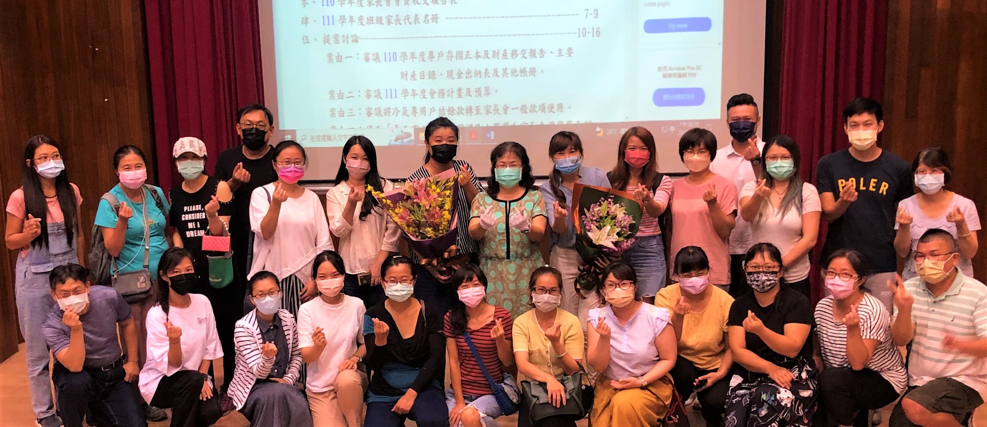 111學年度學生家長會第1次會員代表大會 會後大合照